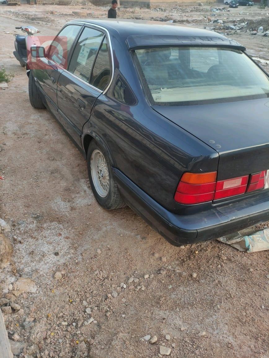 بي ام دبليو الفئة 5